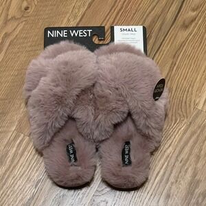 NEW Nine West Mauve Faux Fur Crisscross Strap Slippers Memory Foam Size Small